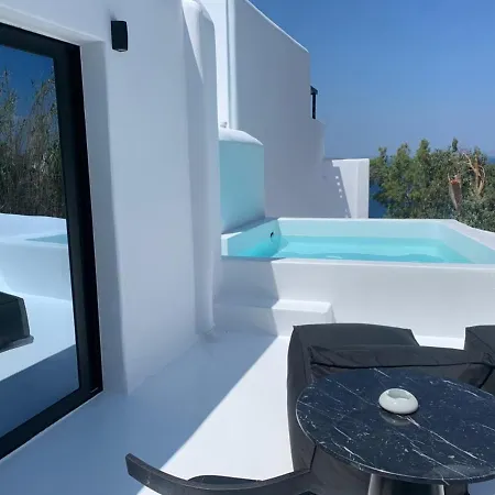 Tagoo Black Mykonos מלון 4*