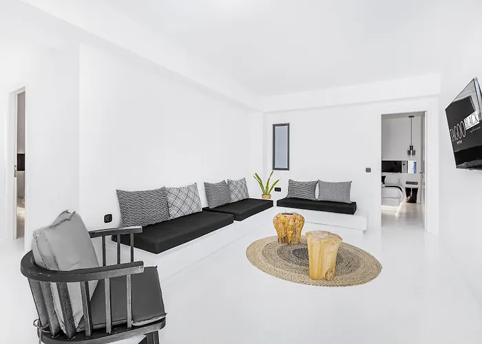 Hotel Tagoo Black Mykonos 4*