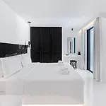 Hotell Tagoo Black Mykonos Mykonos Town