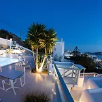 מלון Tagoo Black Mykonos 4*
