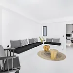Hotell Tagoo Black Mykonos 4*