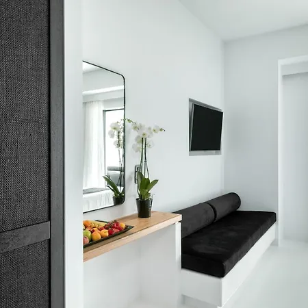 Hotel Tagoo Black Mykonos 4*