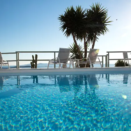 Tagoo Black Mykonos 4*