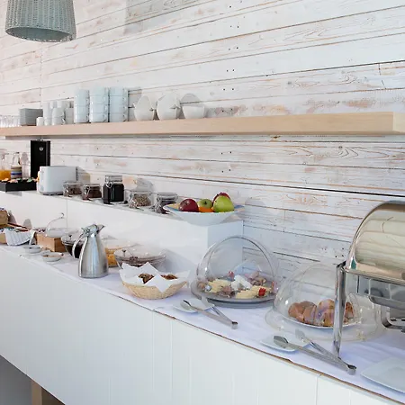 Tagoo Black Mykonos Hotel 4*