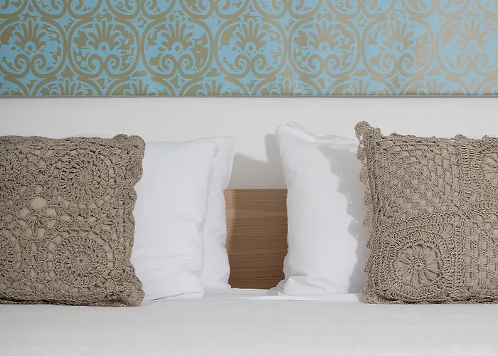 Tagoo Black Mykonos 4*